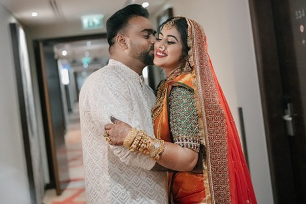 33 வயதில் தொழிலதிபர் போட்ட வலை.. ரகசிய திருமணம் செய்து துபாயில் செட்டிலாகிய நடிகை.. | Actress Poorna Marriage In Dubai Mappillai