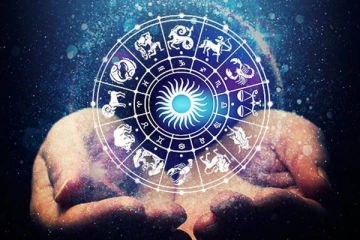 அதீத சந்தோசத்திற்கு சொந்தக்காரர்கள் யார் தெரியுமா? இன்றைய ராசிபலன்