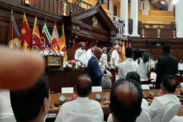 21ஆவது திருத்தம் நிறைவேற்றப்படாவிடின் வெளியேறுவோம்! அமைச்சர் திட்டவட்டம்