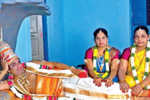 நானே பூலோக விக்ஷ்ணு; இரண்டு மனைவிகளுடன் சிக்கிய போலிச் சாமியார் | Fake Preacher Caught With Two Wives