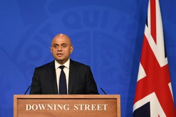 6 நாடுகளுக்கு தடை... பிரித்தானியாவில் புதிய கட்டுப்பாடுகள் அறிமுகம்! சுகாதார செயலாளர் முக்கிய அறிவிப்பு