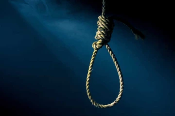 பெத்தவங்கள கஷ்டப்படுத்த விரும்பல! கல்லூரி மாணவி தூக்கிட்டு தற்கொலை: சிக்கிய கடிதம்