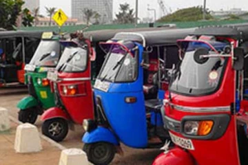 இலங்கையில் நிராகரிக்கப்படும் முச்சக்கரவண்டிகள்!
