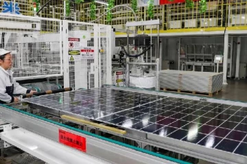 தென்கிழக்கு ஆசியா சோலார் பேனல்களுக்கு 3,521 சதவீத வரி விதித்த ட்ரம்ப் நிர்வாகம்