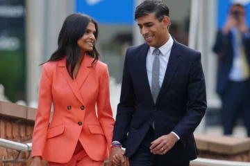 மனைவியால் சர்ச்சையில் சிக்கிய பிரித்தானிய பிரதமர் ரிஷி: சர்ச்சையை முடிவுக்குக் கொண்டுவர நடவடிக்கை