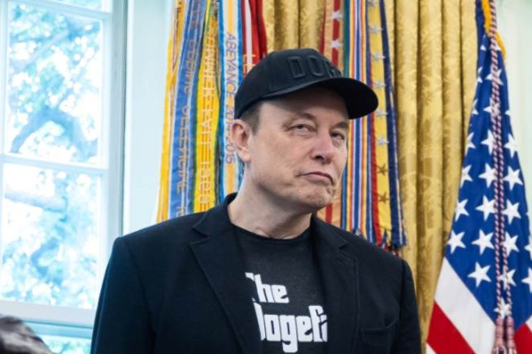 749 பில்லியன் டொலர் சொத்து: உலக பணக்காரர்களில் புதிய சாதனை படைத்த எலான் மஸ்க் | Elon Musk Break All Wealth Records 749B Asset