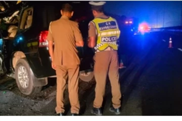 வாகன விபத்தில் சிக்கி பொலிஸ் அதிகாரி ஒருவர் பலி