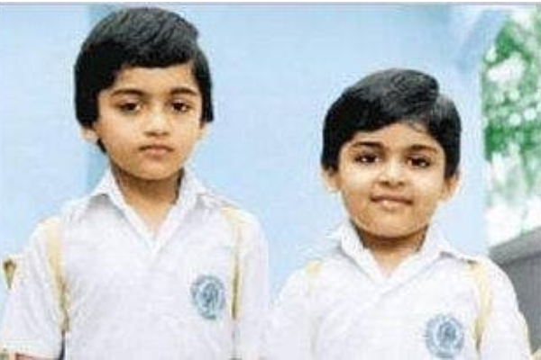 பள்ளி பருவத்தில் இருக்கும் நடிகர்கள் சூர்யா மற்றும் கார்த்தியை பார்த்துள்ளீர்களா - இதோ பாருங்க | Suriya And Karthi School Photo