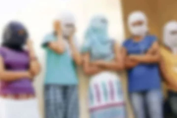 ஸ்பா என்ற பெயரில் பாலியல் தொழில் - சலூனில் விழுந்த வாலிபர்கள்!! சிக்கியது எப்படி?