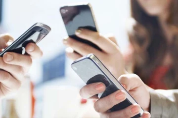 பயன்படுத்திய மொபைலை வாங்க போறீங்களா? இதை கட்டாயம் தெரிஞ்சிக்கனும்