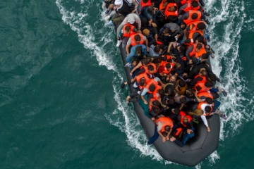 புகலிடக்கோரிக்கையாளர்களையே குற்றவாளிகளாக்கும் சட்டம்: அகதிகள் ஆதரவு தொண்டு நிறுவனங்கள் குற்றச்சாட்டு