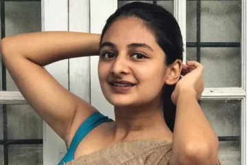 சேலையில் போட்டோஷூட்.. பாபநாசம் பட நடிகையின் லேட்டஸ்ட் க்ளிக்ஸ்