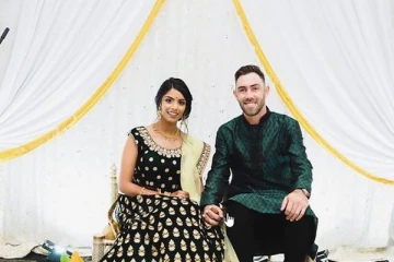 அவுஸ்திரேலிய கிரிக்கட் வீரரின் “தமிழ்” திருமண அழைப்பு! (Photos)