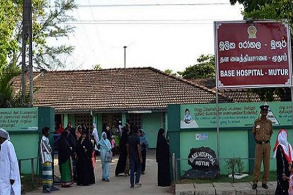 திருகோணமலையில் வயல் வேலை செய்து கொண்டிருந்த நபருக்கு நேர்ந்த சோகம்! | Man Working Field Trincomalee Lightning And Died