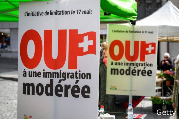 சுவிட்சர்லாந்தில் புலம்பெயர்தலுக்கு எதிரான வாக்கெடுப்பு: திகதி குறிக்கப்பட்டது | Swiss To Vote On Cap Population At 10 Million