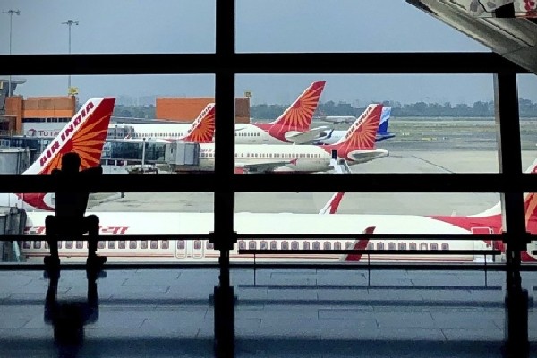 எயார் இந்தியா விமானம் மீது விடுக்க்பட்டுள்ள அச்சுறுத்தல்;கனடிய அரசாங்கம் விசாரணை | Investigating Threats To Air India Say Transport