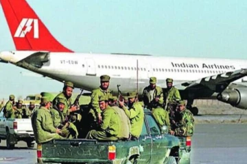 இந்திய விமானத்தை கடத்திய பாகிஸ்தான் பயங்கரவாதி சுட்டுக்கொலை