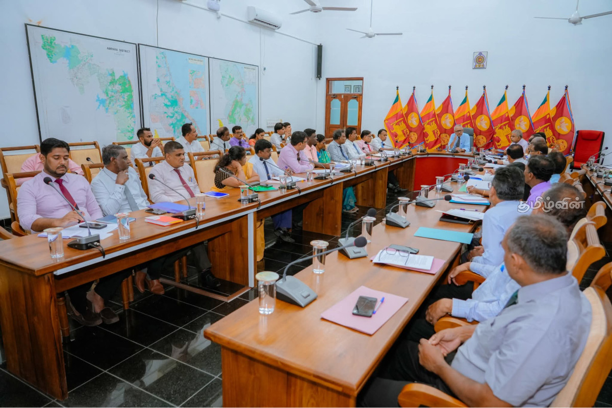 இந்திய உதவி திட்டம் தொடர்பில் இடம்பெற்ற கலந்துரையாடல் | Develop Eastern Relation Indian Assistance Program இந்திய உதவி திட்டம் தொடர்பில் இடம்பெற்ற கலந்துரையாடல் | Develop Eastern Relation Indian Assistance Program