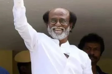 நடிகர் ரஜினிகாந்த் வீட்டில் ஏற்றப்பட்ட தேசிய கொடி - வைரலாகும் புகைப்படம்