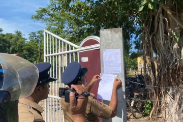 மட்டக்களப்பு போராட்டக் களத்தில் பொலிஸார் குவிப்பு (photos)