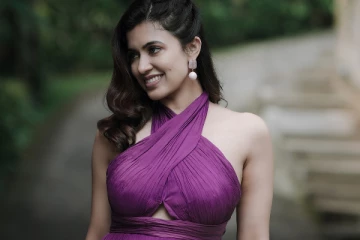 நடிகை அஞ்சு குரியன் அசத்தல் போட்டோஷூட்