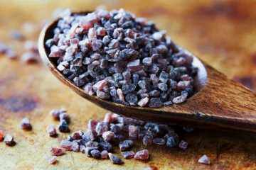எடை இழப்பு முதல் ஜீரணம் வரை கருப்பு உப்பின் நன்மைகள்.., என்னென்ன தெரியுமா?