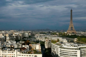 பிரான்ஸில் இணைய சேவைகள் செயலிழக்கும் அபாயம்!