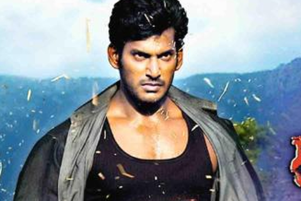 சண்டக்கோழி படத்தில் முதன் முதலில் நடிக்கவிருந்த ஹீரோ, ஹீரோயின்.. அதுவும் இவர்களா