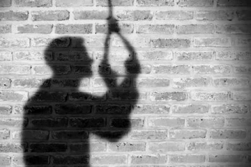 'free fire' விளையாட்டுக்கு அடிமையான மகனை திட்டிய தாய் - கடைசியில் நிகழ்ந்த விபரீதம்