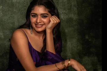 அழகிய உடையில் அதிதி ஷங்கர்.. லேட்டஸ்ட் போட்டோஷூட்