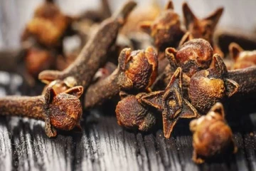 காலை எழுந்தவுடன் இந்த பொருளை சாப்பிட்டால் போதும்! உடலில் நடக்கும் அதிசயம் என்னென்ன?