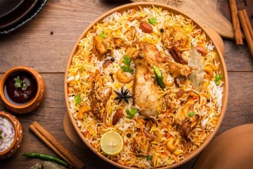 இந்தியாவில் எந்த இடங்களில் அசைவம் சாப்பிட முடியாது? சுற்றுலா பயணிகளே இதோ லிஸ்ட்