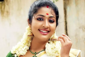 அந்த மாதிரி கனவுகளால் தூக்கத்தையே இழந்து விட்டேன் - நடிகை நவ்யா நாயர் வேதனை