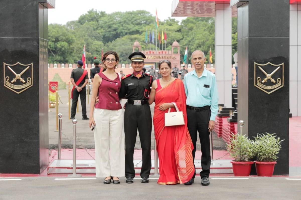 இந்திய ராணுவத்தில் இணைய மாடலிங்கை துறந்த பெண் - யார் இந்த கஷிஷ் மெத்வானி? | Model To Indian Army Story Of Lt Kashish Methwani