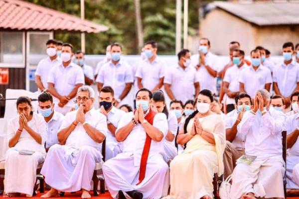 ஹிட்லர் போல் செயற்பட்ட ராஜபக்ச குடும்பம்: மொட்டுக்கட்சிக்கு அநுர அரசு பதிலடி | Rajapaksa Family Hitler Anura Response Peramuna ஹிட்லர் போல் செயற்பட்ட ராஜபக்ச குடும்பம்: மொட்டுக்கட்சிக்கு அநுர அரசு பதிலடி | Rajapaksa Family Hitler Anura Response Peramuna