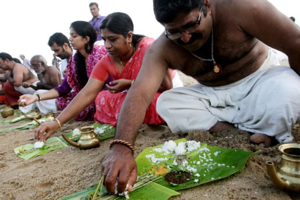 நாளை தை அமாவாசை; முன்னோரது ஆசி பெற மறக்காமல் இதெல்லாம் செய்யுங்க | Thai Amavasya Don T Forget To Do All These