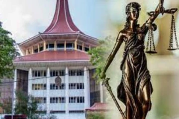 குற்றவியல் சட்டத்தரணியாக கடமையாற்றிய பெண் பணி இடைநிறுத்தும்