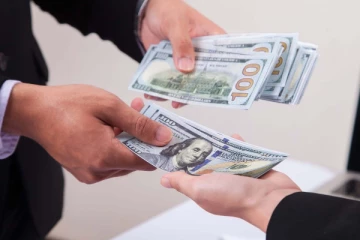 இந்த தவறுகளை செய்யாதீர்கள்! கடன் வாங்குவதில் பாரிய சிக்கல் ஏற்படும்