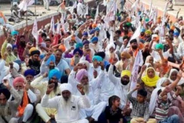 நாடு முழுவதும் விவசாயிகள் மறியல் போராட்டம்: ரயில் நிலையங்களில் பலத்த போலீஸ் பாதுகாப்பு அதிகரிப்பு