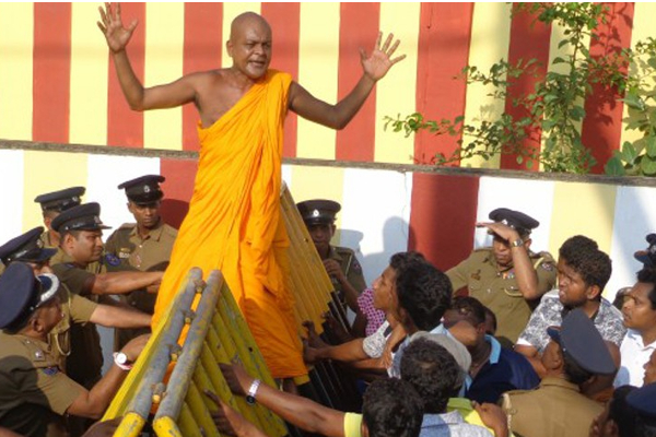 பாரபட்சங்கள் தொடரத்தான் போகிறதா..! | Defferent Justice Tamil Sinhalese In Sri Lanka