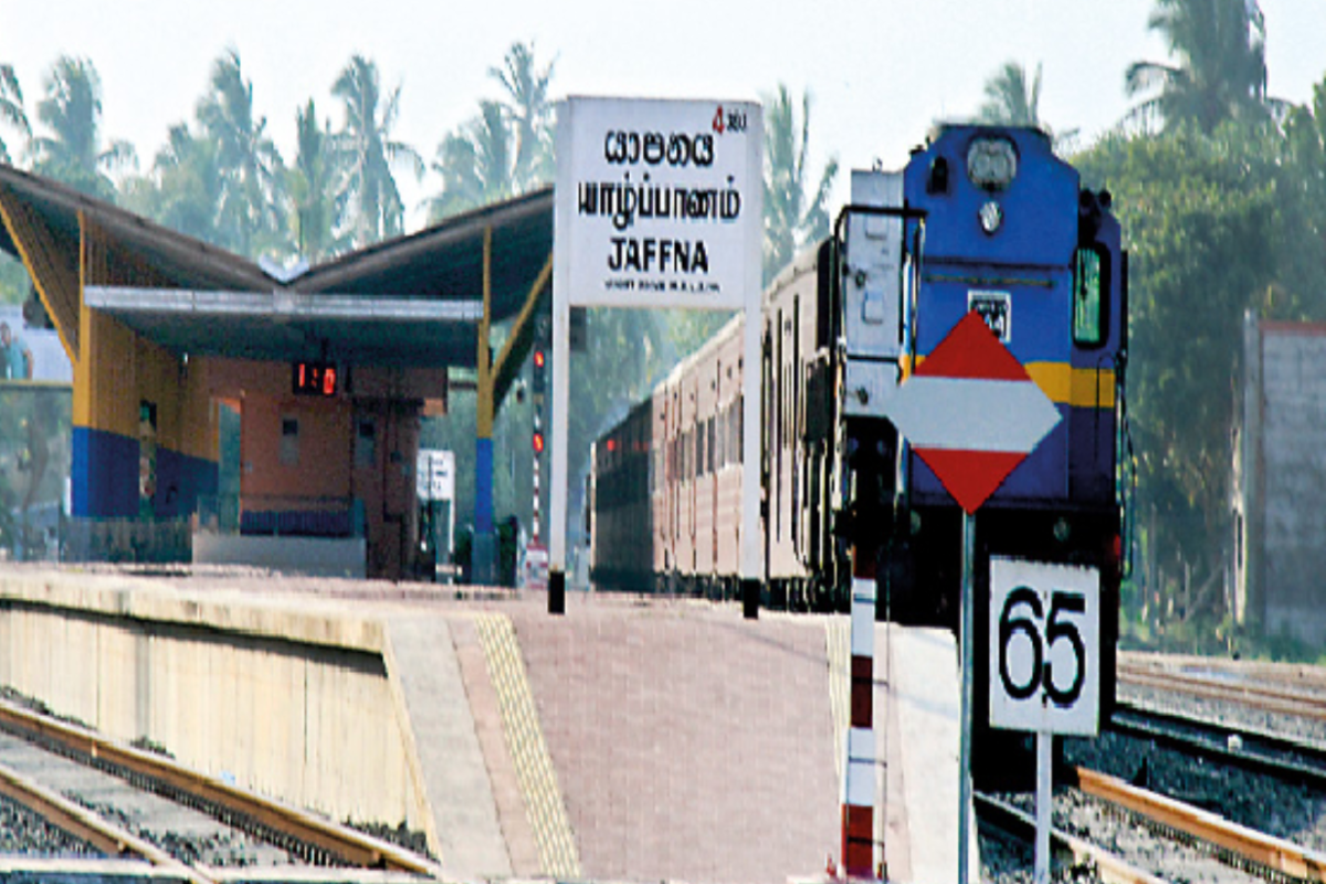 யாழில் தொடருந்து இயந்திரக் கோளாறு: வடக்கு மார்க்கத்திலான தொடருந்து சேவை பாதிப்பு | Train Breakdown Puliyankulam Route Affected