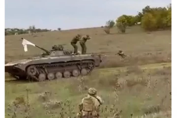 உக்ரைனிடம் சரணடைந்த ரஷ்ய வீரர்கள்! கடுப்பான புடின்!