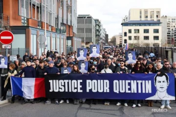 அடித்தேக் கொல்லப்பட்ட இளைஞர்... பிரான்ஸின் லியோனில் திரண்ட ஆயிரக்கணக்கானோர்