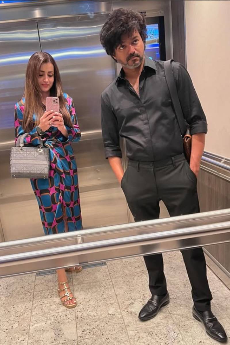விஜய் மற்றும் நடிகை திரிஷாவின் புகைப்படங்கள் | Cm Vijay And Actress Trisha Controversial Photos