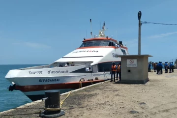 இந்தியாவில் இருந்து வெள்ளோட்டத்திற்காக யாழ்ப்பாணம் வந்த பயணிகள் கப்பல்!