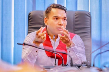 பசில் தலைமையிலான ஜனாதிபதி செயலணிக்கு புதிய உறுப்பினராக நாமல்!