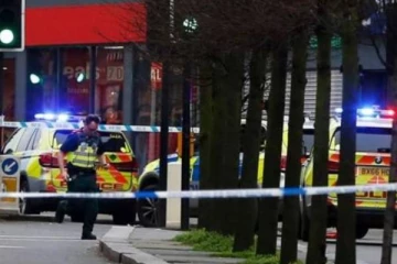 லண்டனில் பாரிய கத்திக்குத்து சம்பவம்: 5 பேர் வைத்தியசாலையில் அனுமதி