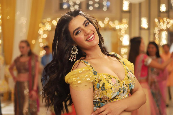 விஜய் ஆண்டனியால் மரணத்தின் எல்லைக்கே சென்ற பிரபல நடிகை! மீண்டது எப்படி? | Kavya Thapar About Vijay Antony Boat Accident விஜய் ஆண்டனியால் மரணத்தின் எல்லைக்கே சென்ற பிரபல நடிகை! மீண்டது எப்படி? | Kavya Thapar About Vijay Antony Boat Accident