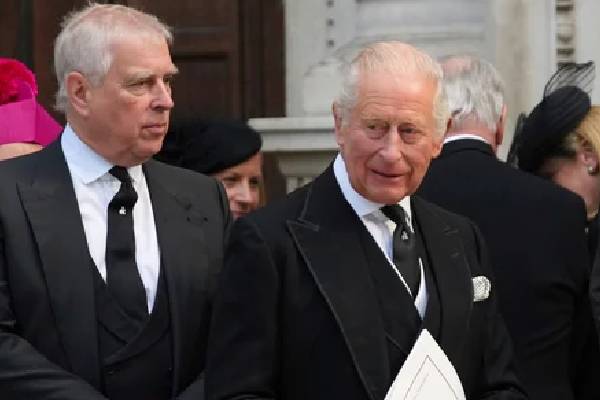 பறிக்கப்பட்டது இளவரசர் அண்ட்ரூவின் பட்டம்! | Prince Andrew Stripped Of His Title பறிக்கப்பட்டது இளவரசர் அண்ட்ரூவின் பட்டம்! | Prince Andrew Stripped Of His Title