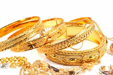 විවාහ හීනය හීනයක්ම වීම.අද රන් මිල වාර්ථා ගත ලෙස ඉහලට...